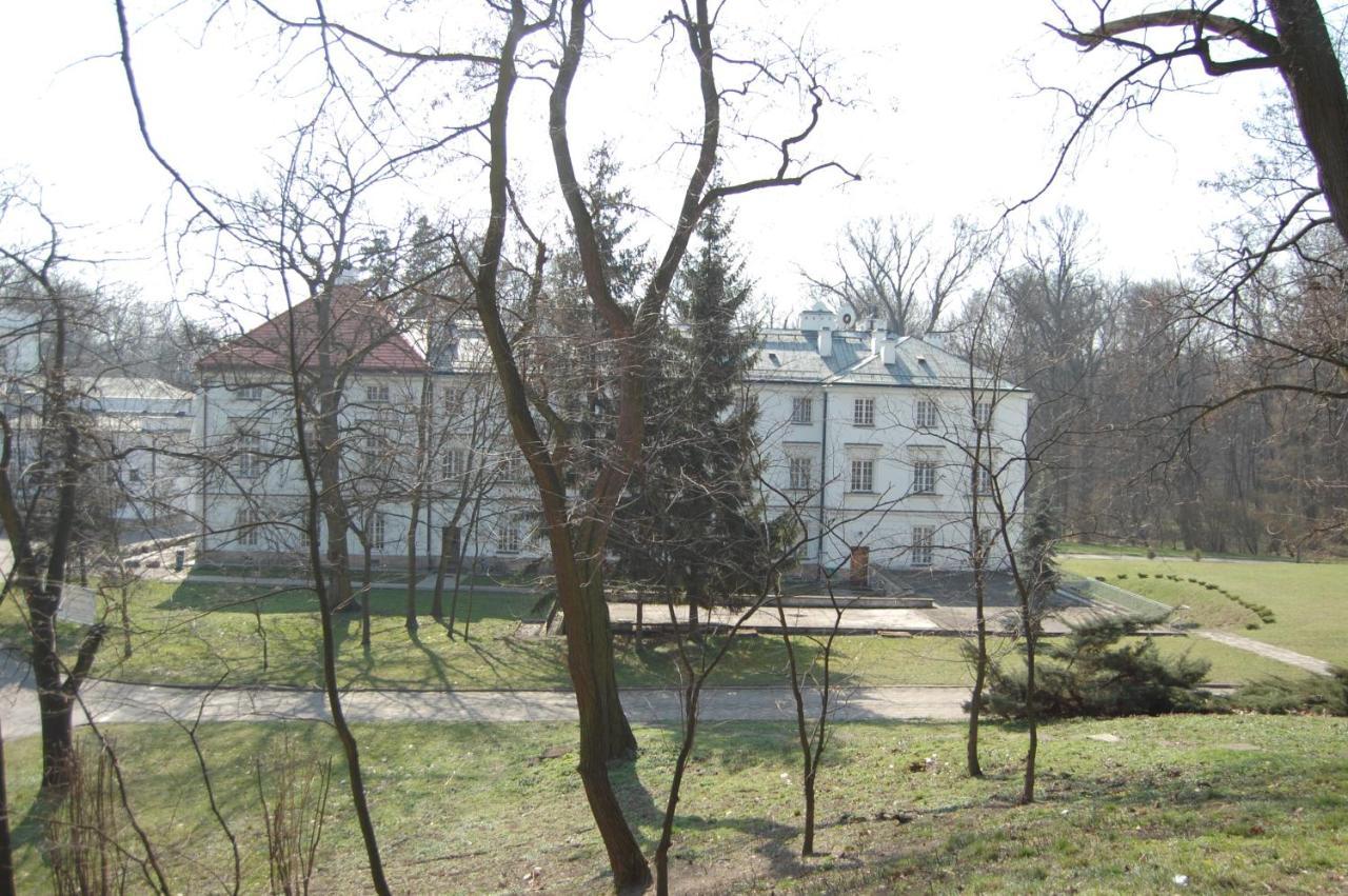 Hotel Butikowy Palac Jablonna Экстерьер фото